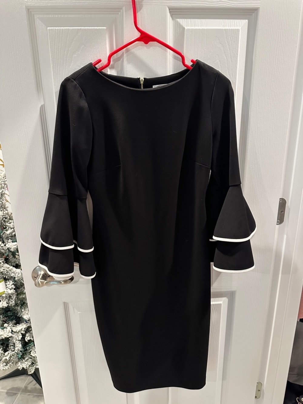 Calvin Klein Black Bell-Sleeve Sheath Dress with White Trim